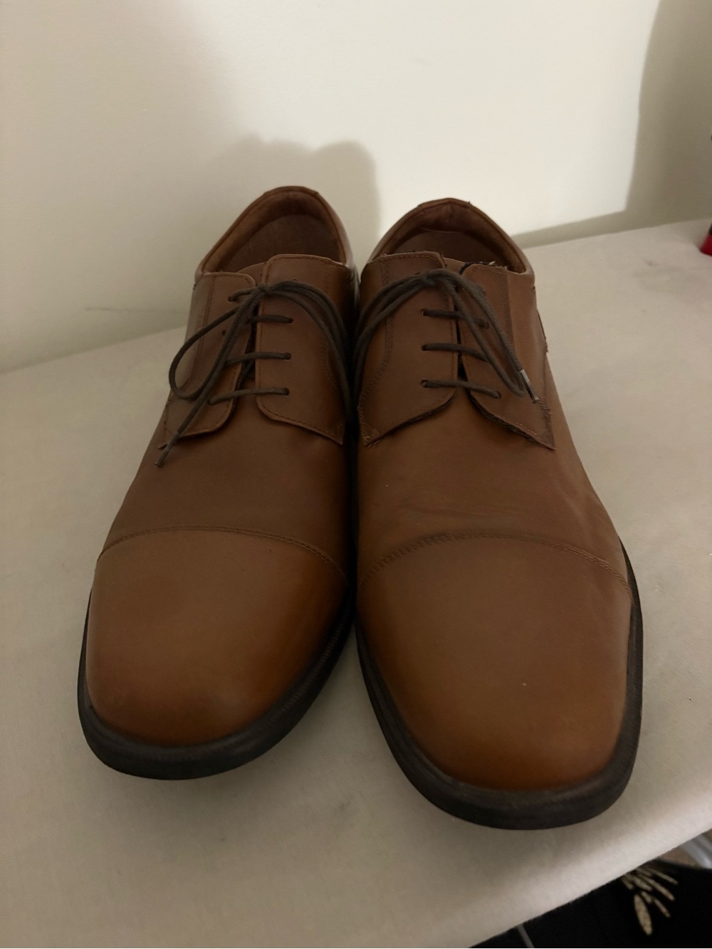 Rockport Men’s Tan Leather Lace-Up Derby Shoes